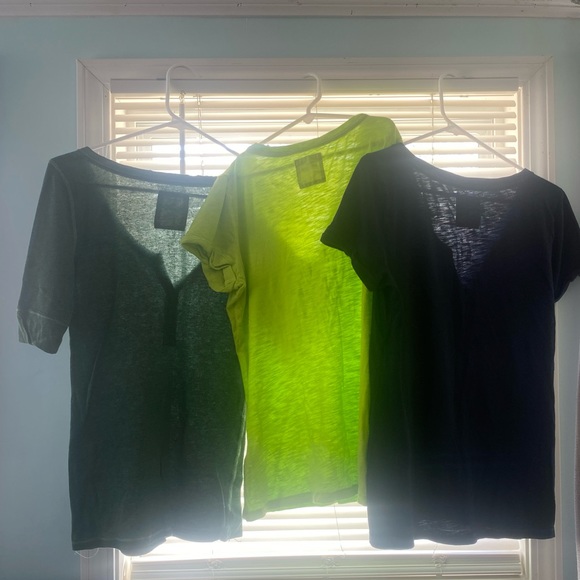 Lot of 3 Hollister Co. Tees - Picture 2 of 2